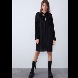 ZARA WOMEN'S BLACK PUSSYCAT BOW PLEATED DRESS
